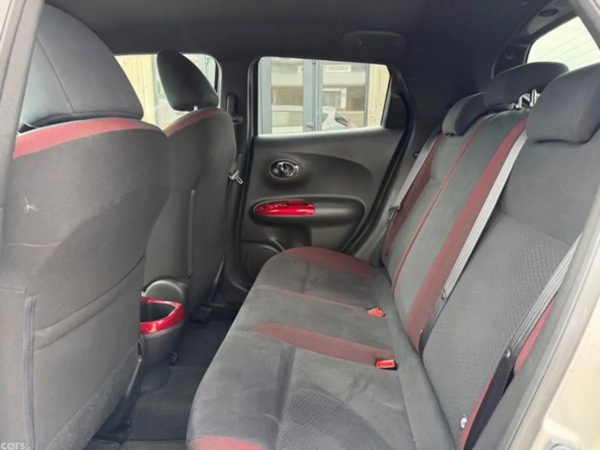 Nissan Juke MPV, Petrol, 2015, Silver