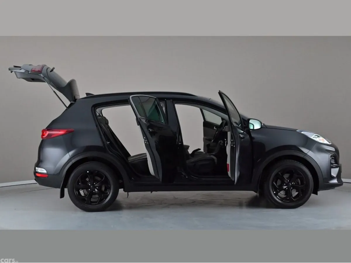 Kia Sportage SUV, Diesel Hybrid, 2022, Black