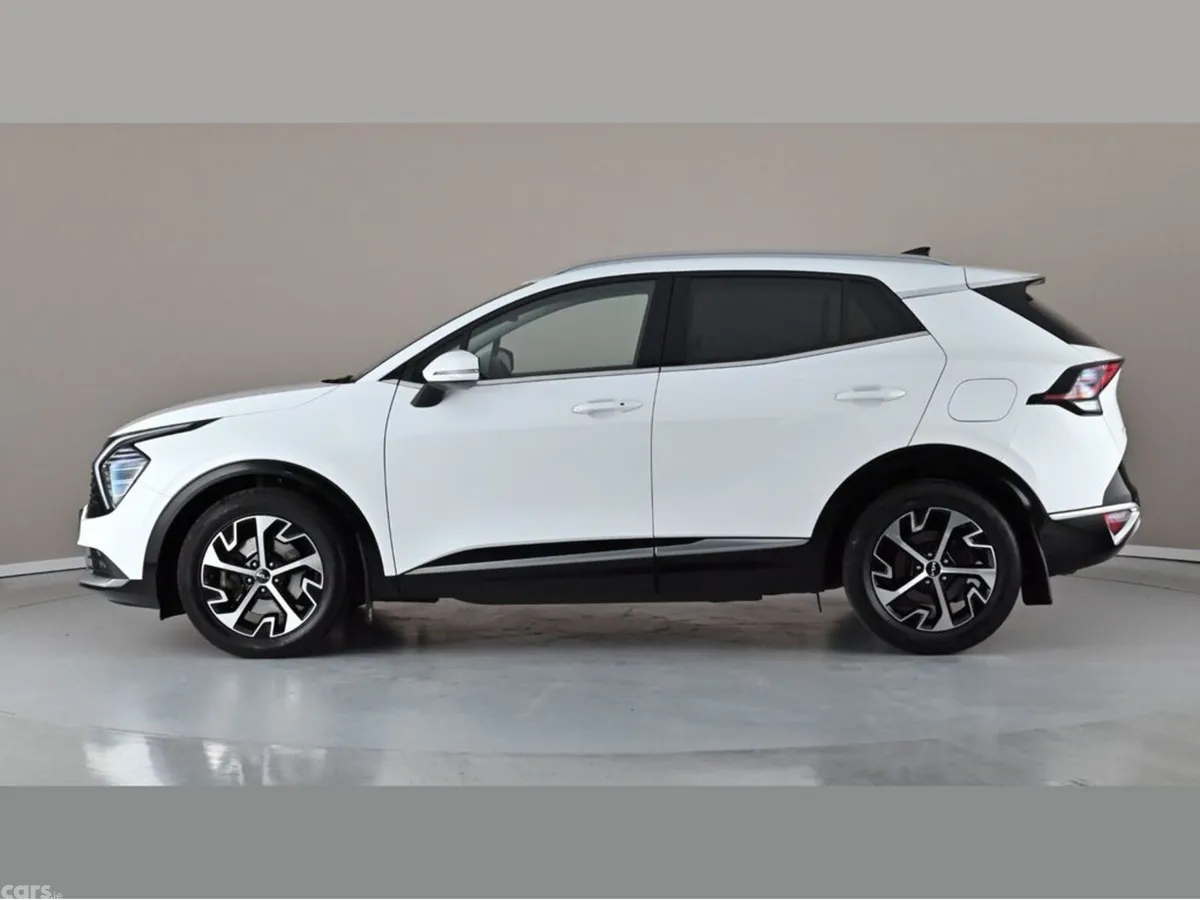 Kia Sportage SUV, Diesel, 2023, White