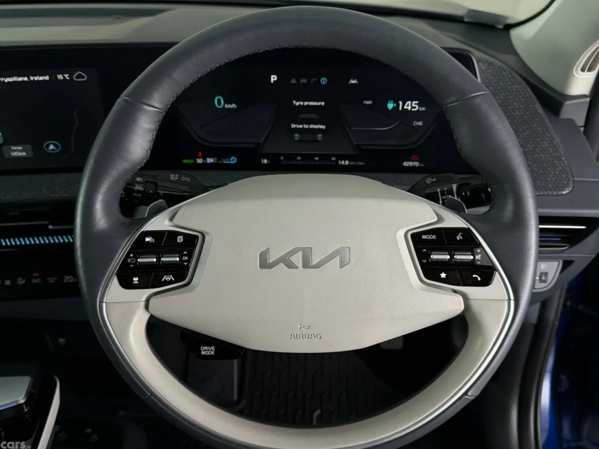 Kia EV6 MPV, Electric, 2023, Blue