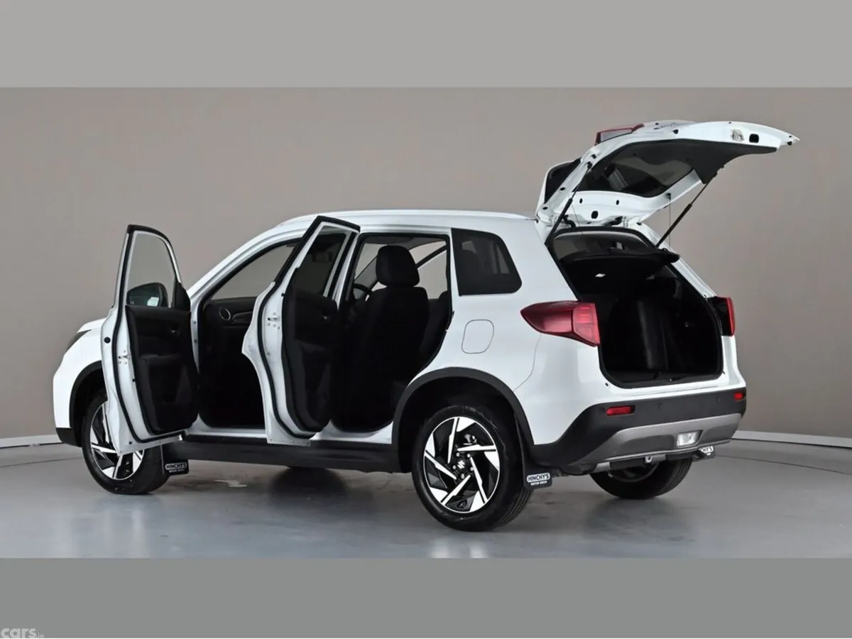 Suzuki Vitara SUV, Petrol Hybrid, 2026, White