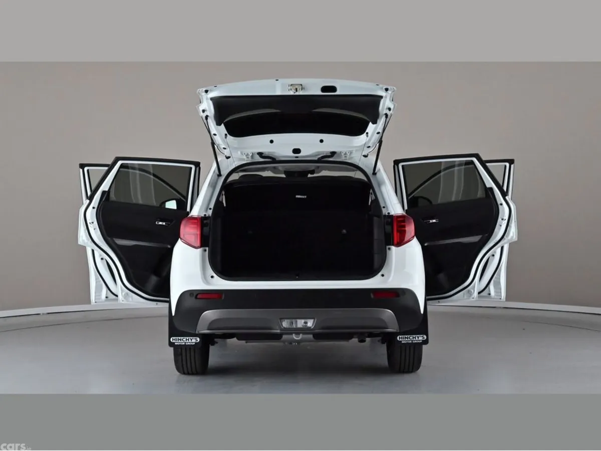 Suzuki Vitara SUV, Petrol Hybrid, 2026, White