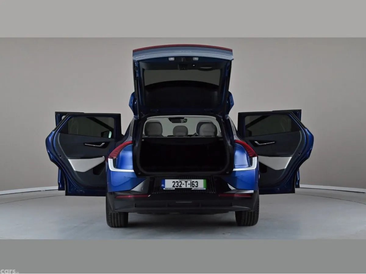 Kia EV6 MPV, Electric, 2023, Blue