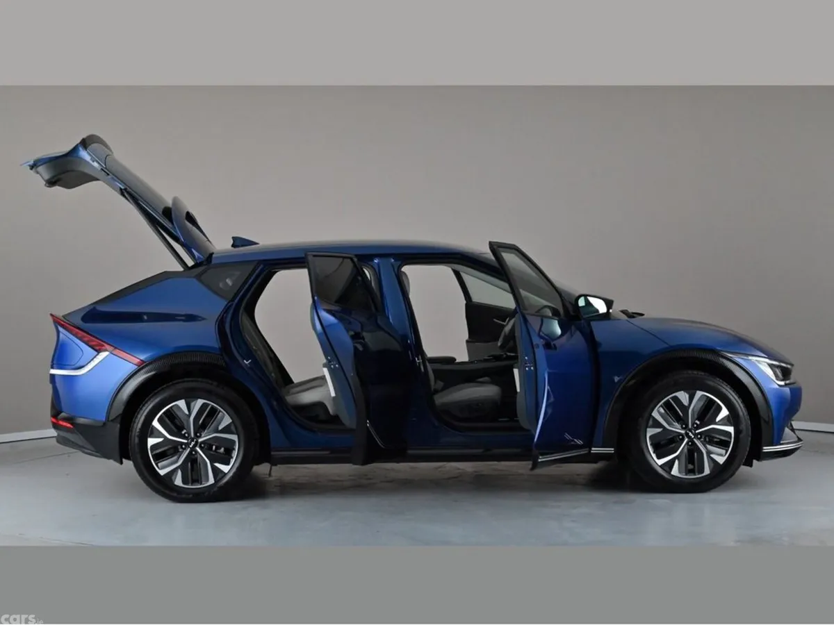 Kia EV6 MPV, Electric, 2023, Blue