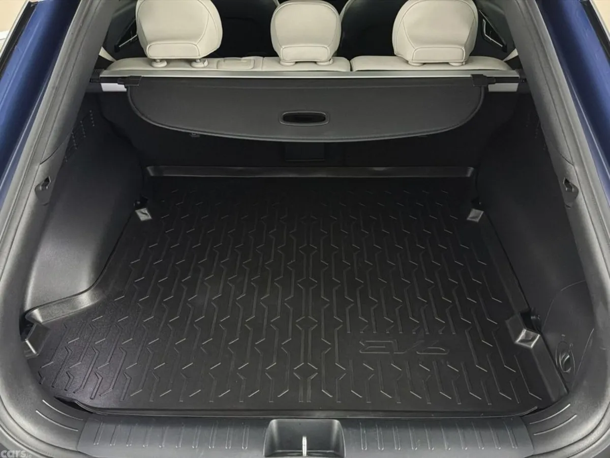 Kia EV6 MPV, Electric, 2023, Blue
