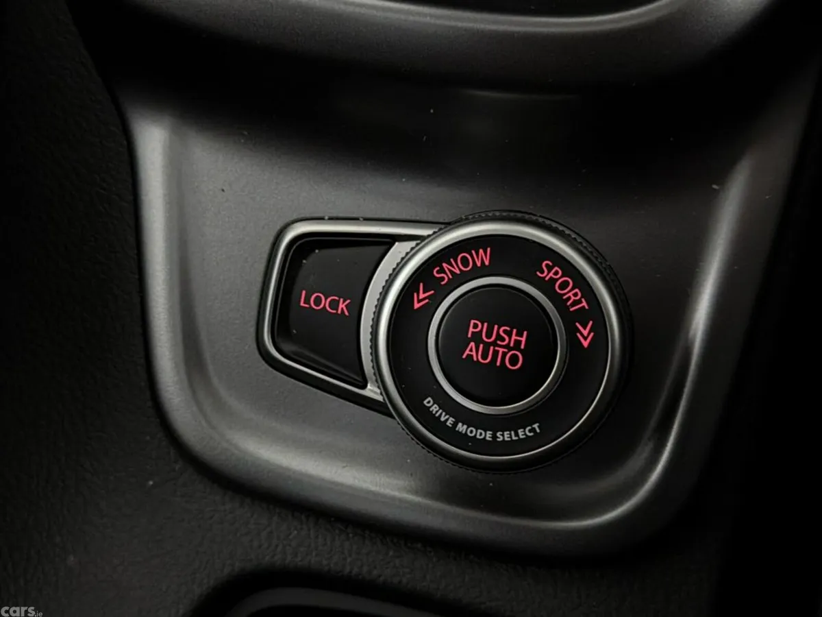 Suzuki Vitara SUV, Petrol Hybrid, 2026, White
