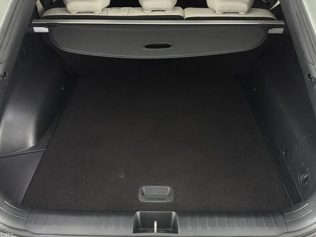 Kia EV6 MPV, Electric, 2022, White