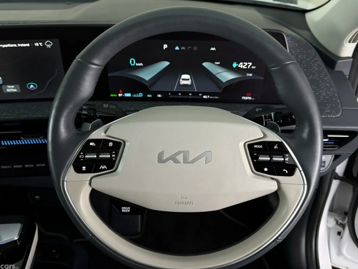 Kia EV6 MPV, Electric, 2022, White