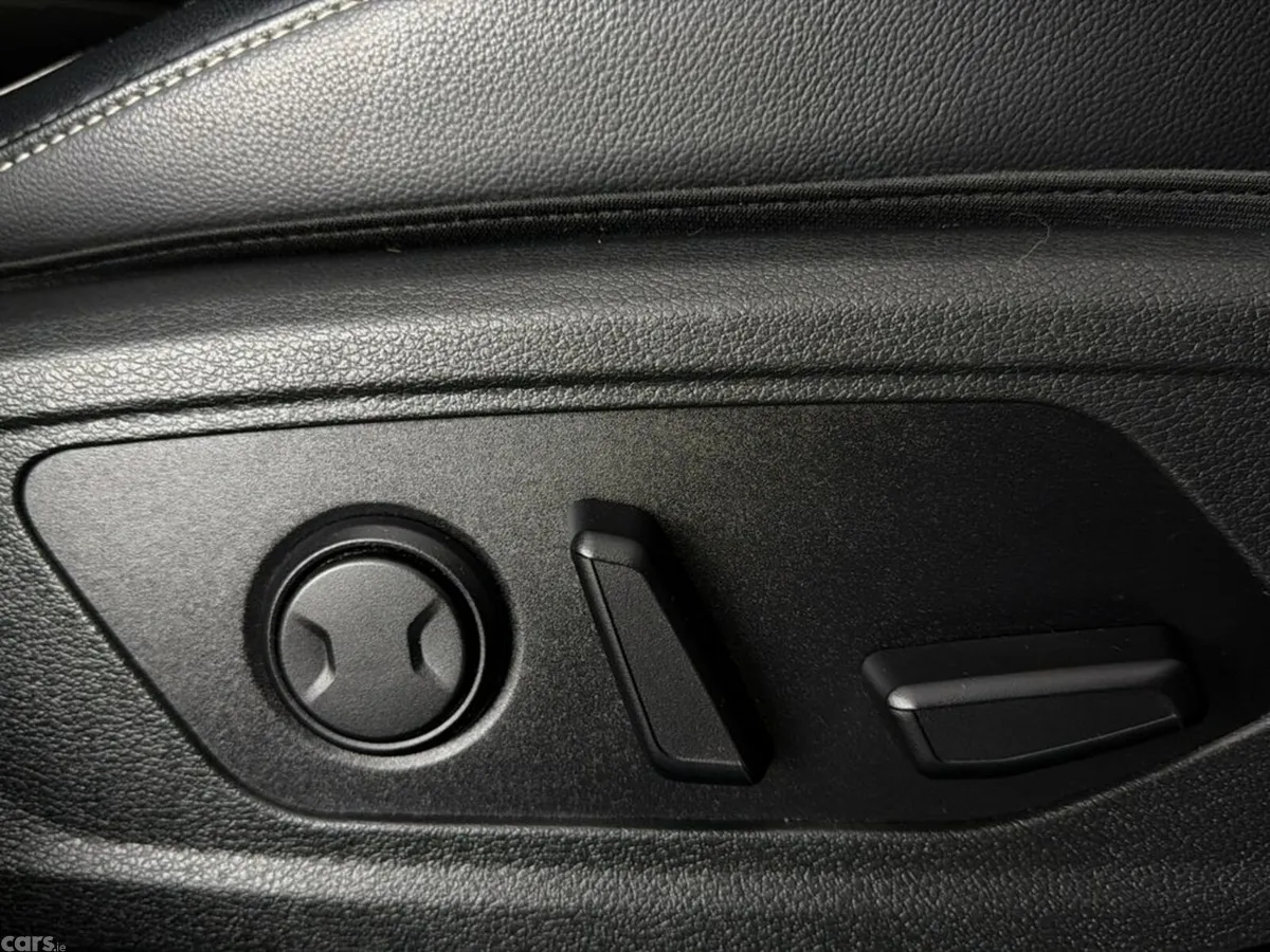 Kia Sportage SUV, Diesel Hybrid, 2024, Orange