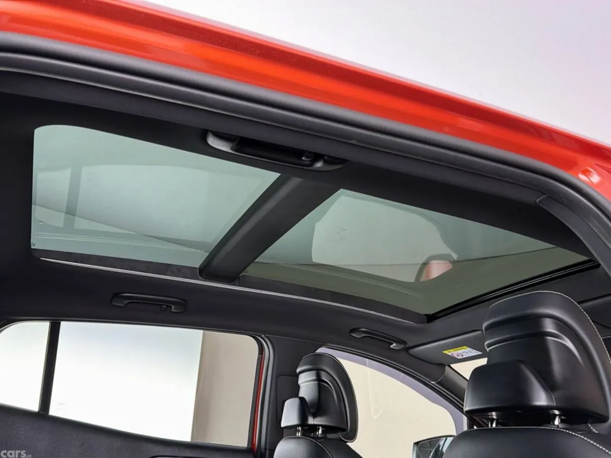 Kia Sportage SUV, Diesel Hybrid, 2024, Orange