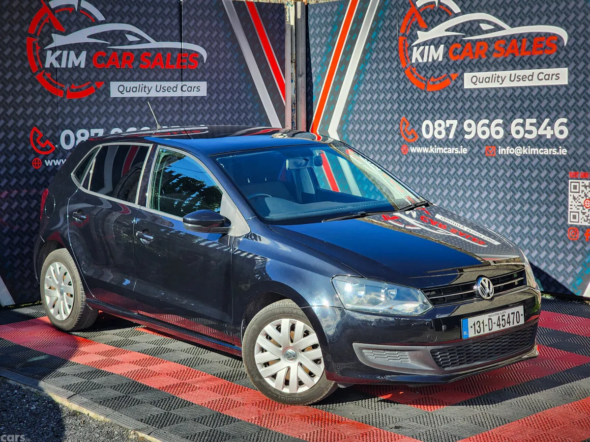 Volkswagen Polo Hatchback, Petrol, 2013, Black