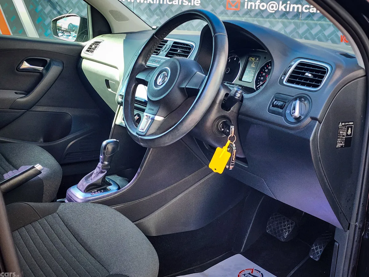 Volkswagen Polo Hatchback, Petrol, 2013, Black