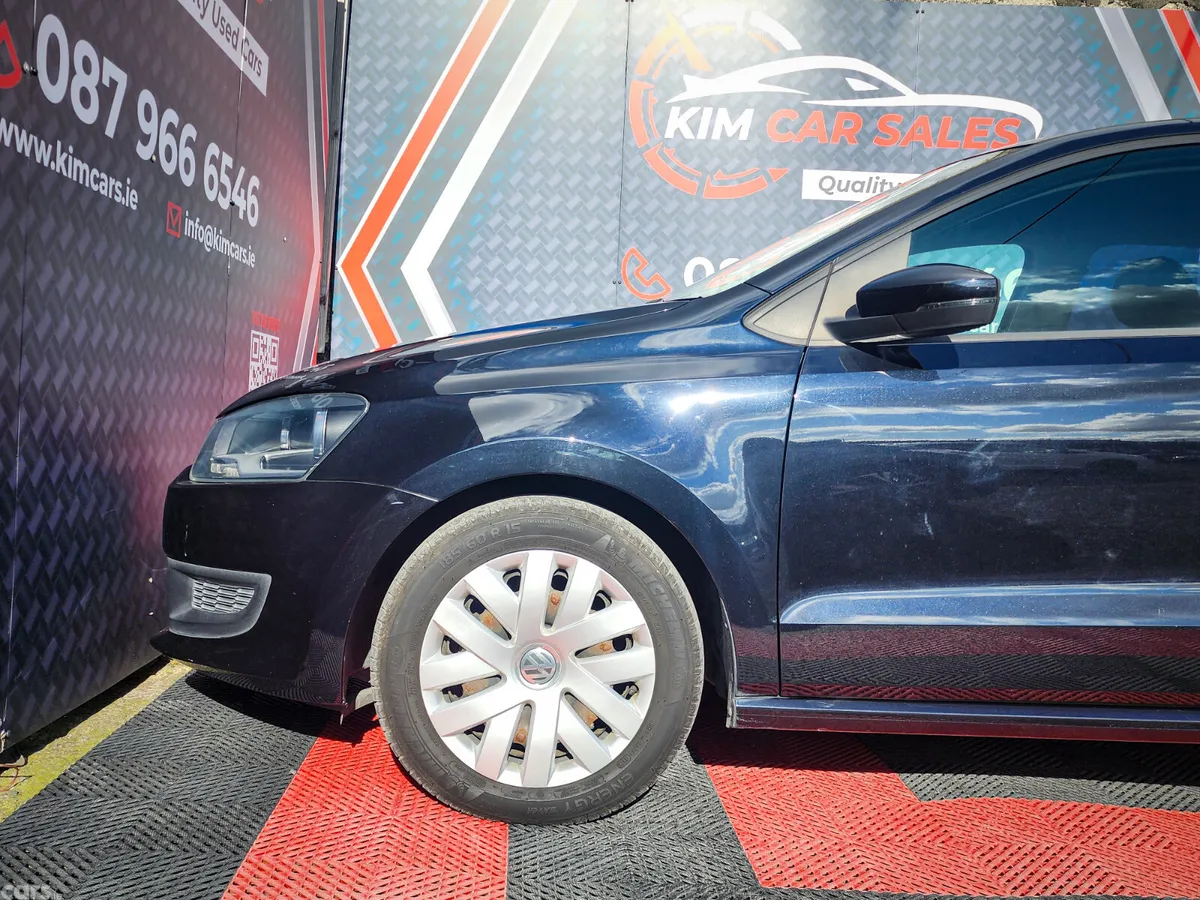 Volkswagen Polo Hatchback, Petrol, 2013, Black