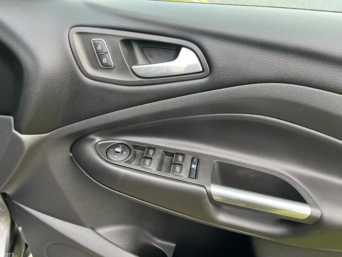 Ford Kuga 2014 2.0 TDCi Zetec*Ford service History, Dublin
