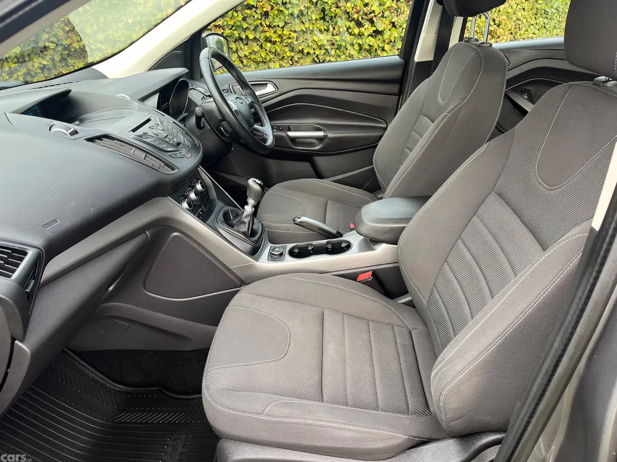 Ford Kuga 2014 2.0 TDCi Zetec*Ford service History, Dublin