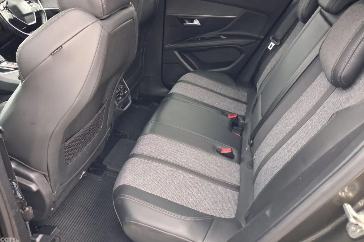Peugeot 3008 SUV, Diesel, 2019, Grey