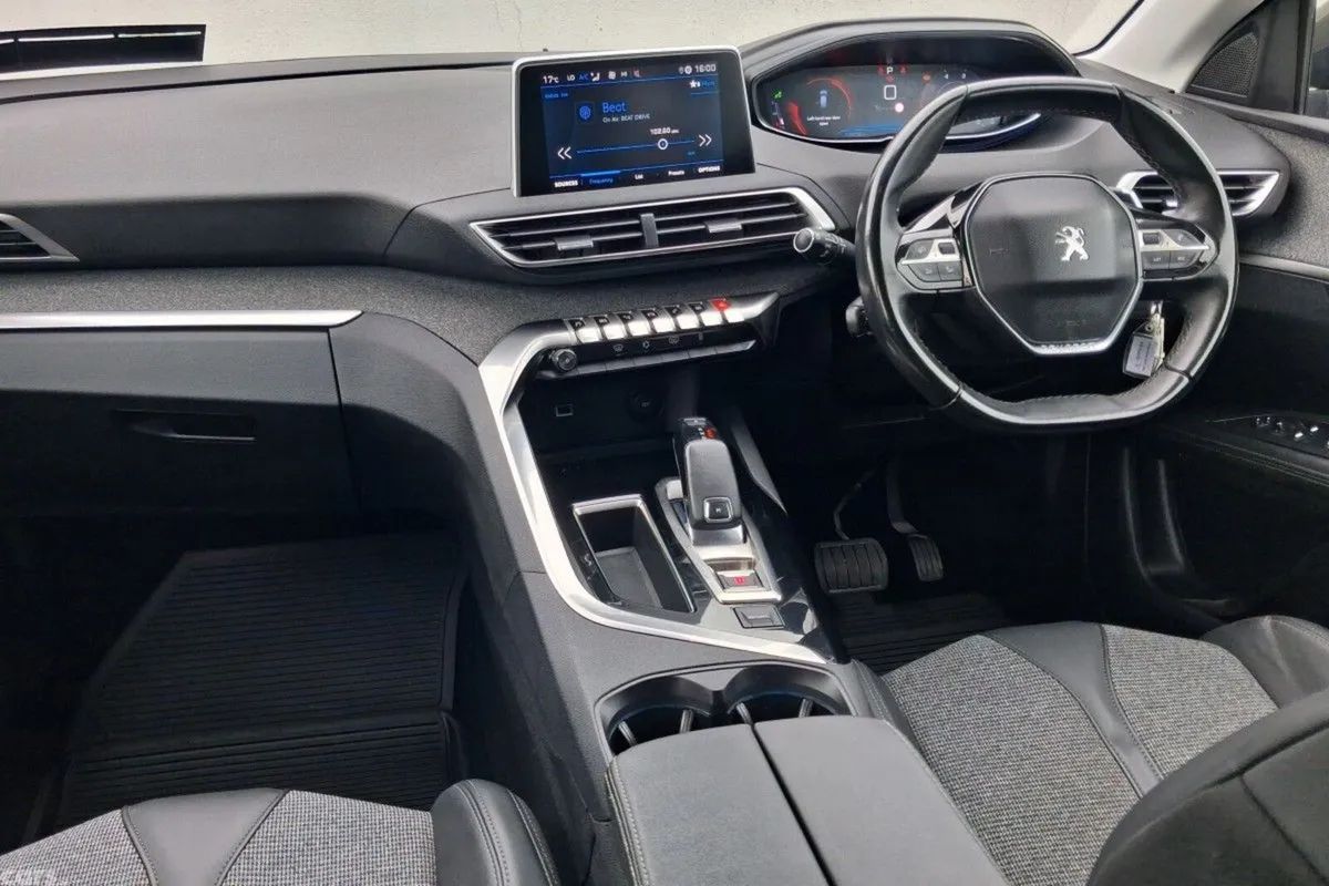 Peugeot 3008 SUV, Diesel, 2019, Grey