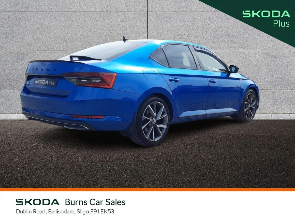 Skoda Superb Saloon, Diesel, 2023, Blue