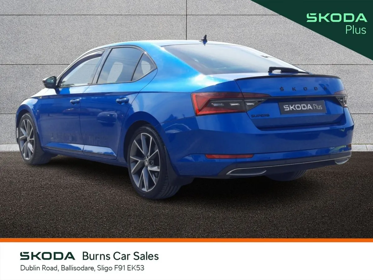 Skoda Superb Saloon, Diesel, 2023, Blue
