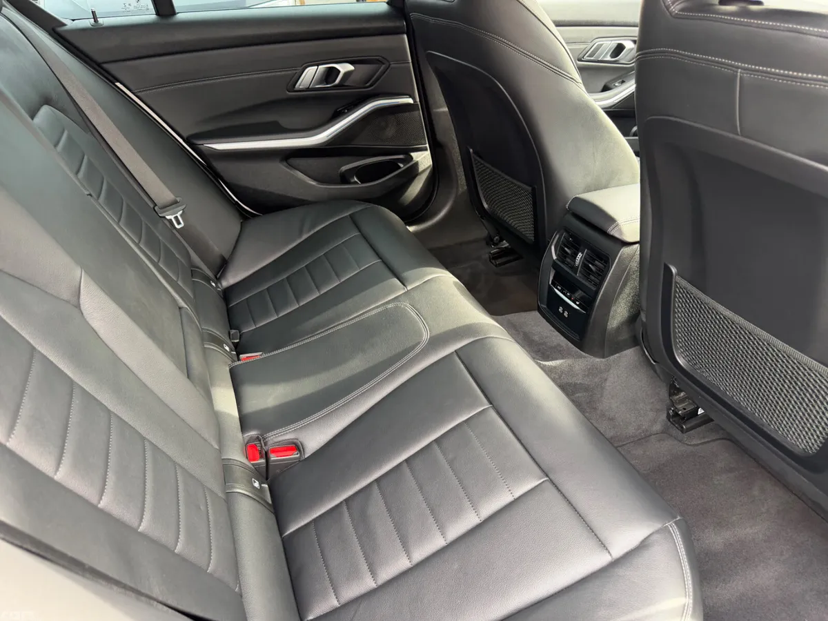 BMW 3-Series Saloon, Petrol Plug-in Hybrid, 2020, White