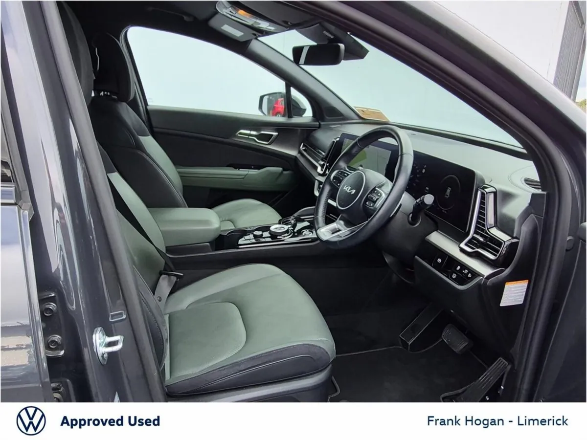 Kia Sportage SUV, Petrol Hybrid, 2024, Grey