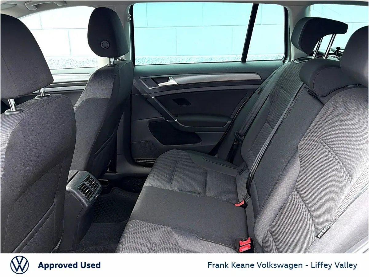 Volkswagen Golf Hatchback, Petrol, 2019, Silver