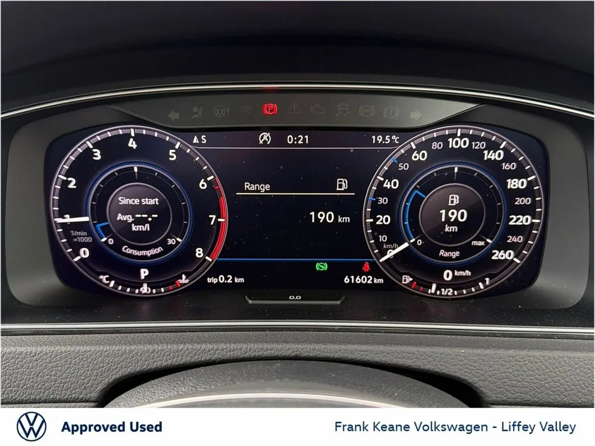 Volkswagen Golf Hatchback, Petrol, 2019, Silver