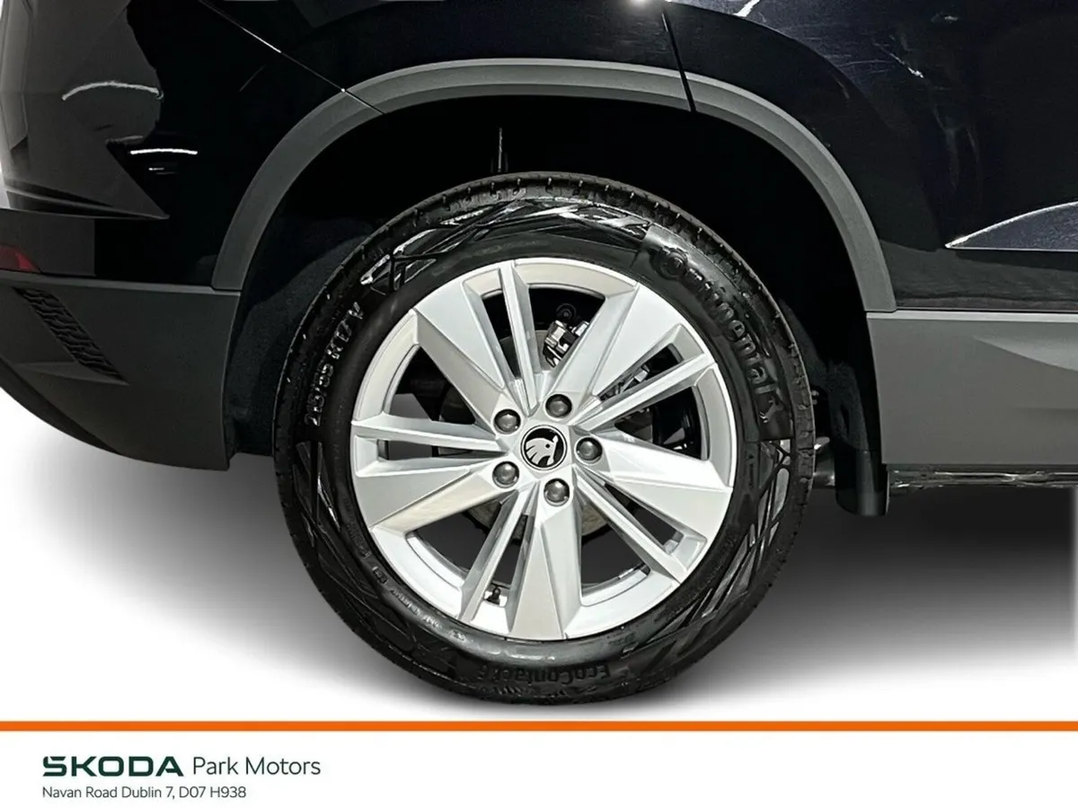 Skoda Karoq SUV, Petrol, 2026, Black