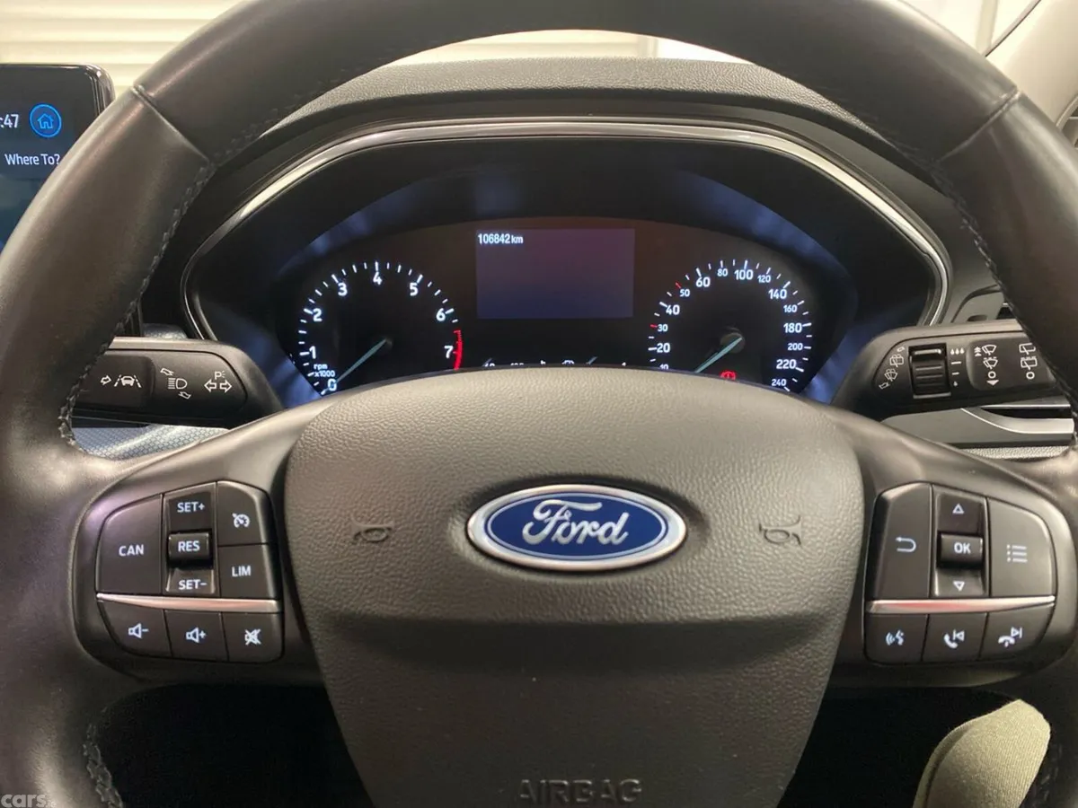 Ford Focus Hatchback, Petrol, 2023, Grey