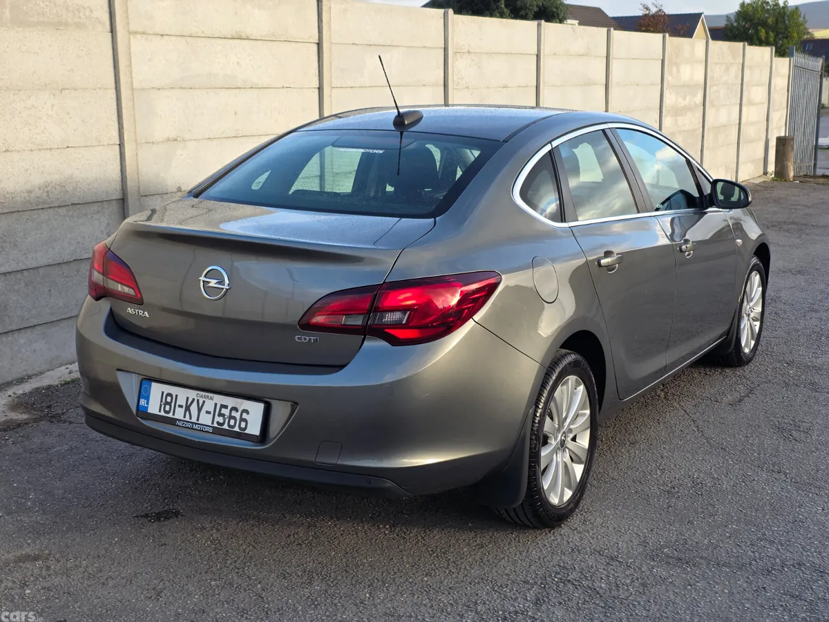 Opel Astra Saloon, Diesel, 2018, Grey