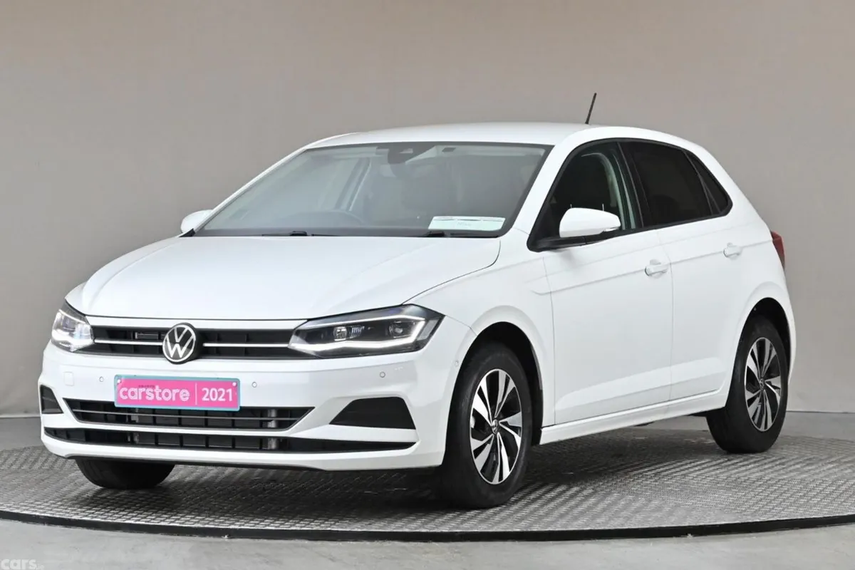 Volkswagen Polo Hatchback, Petrol, 2021, White