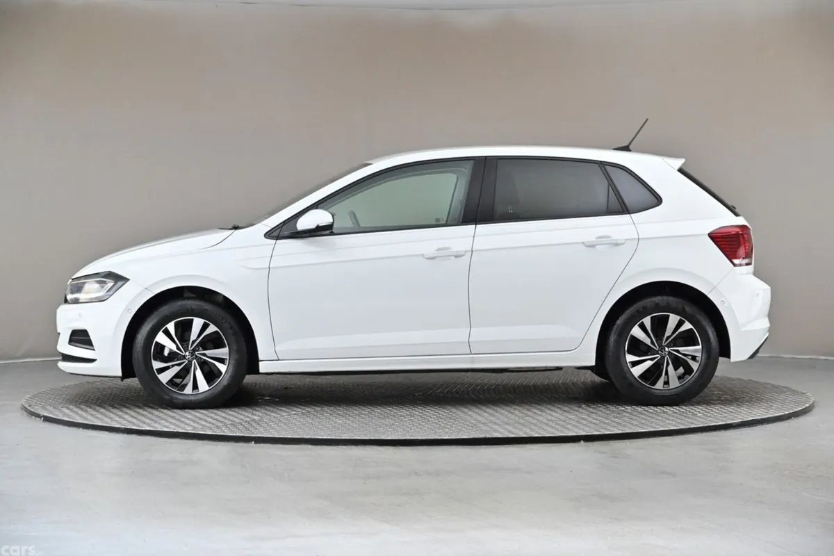 Volkswagen Polo Hatchback, Petrol, 2021, White