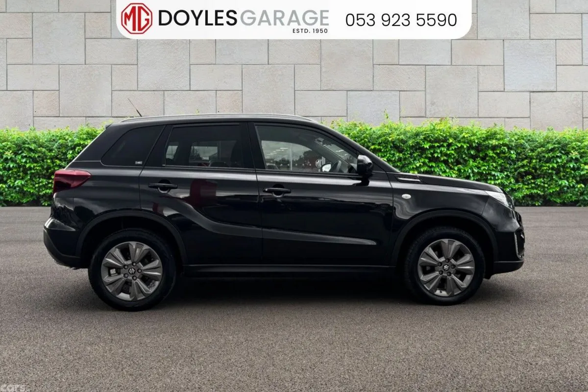 Suzuki Vitara SUV, Petrol, 2023, Black