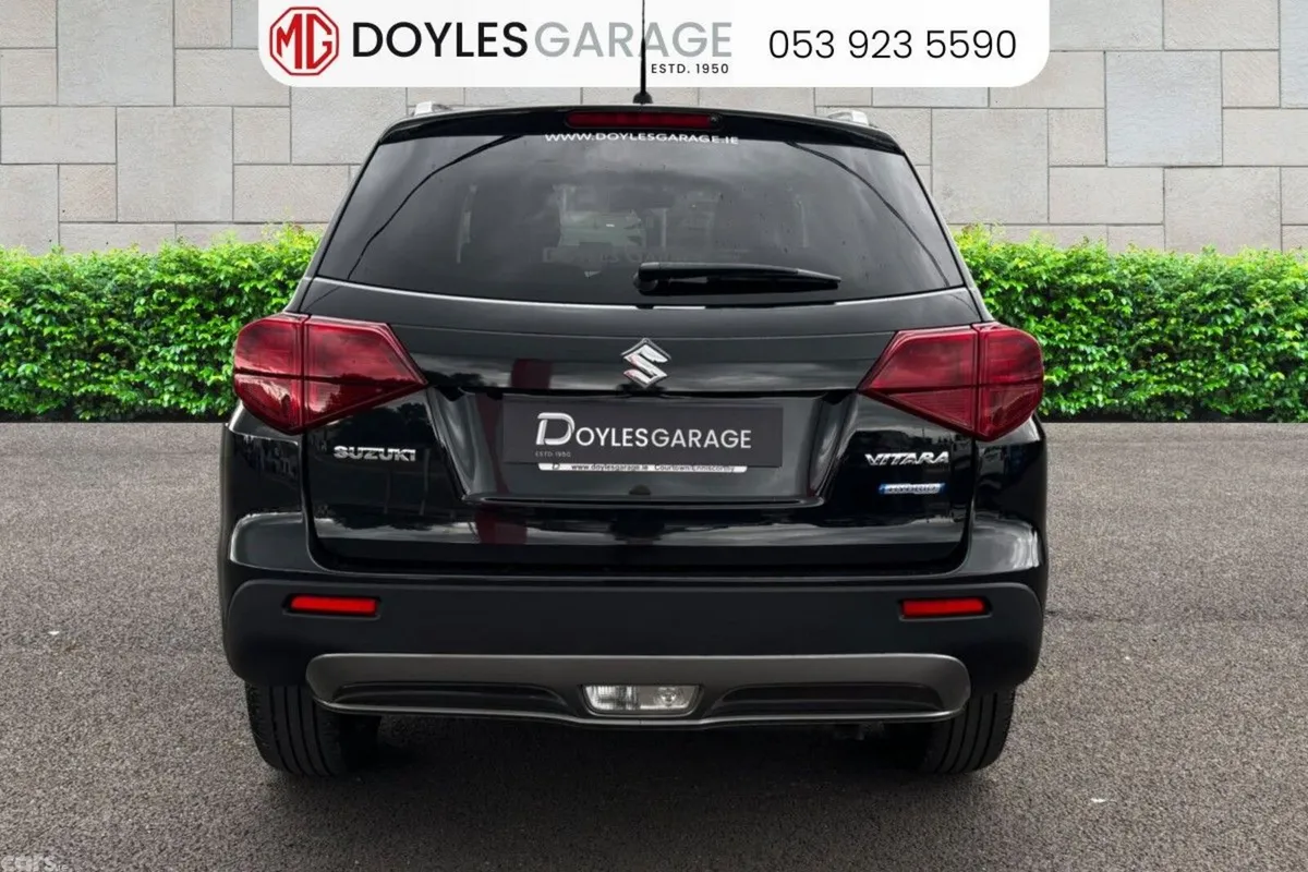 Suzuki Vitara SUV, Petrol, 2023, Black