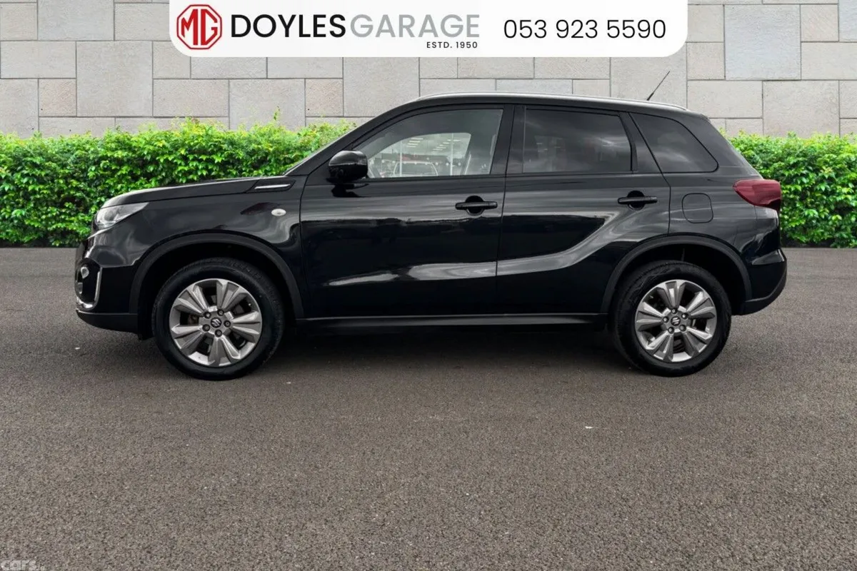 Suzuki Vitara SUV, Petrol, 2023, Black