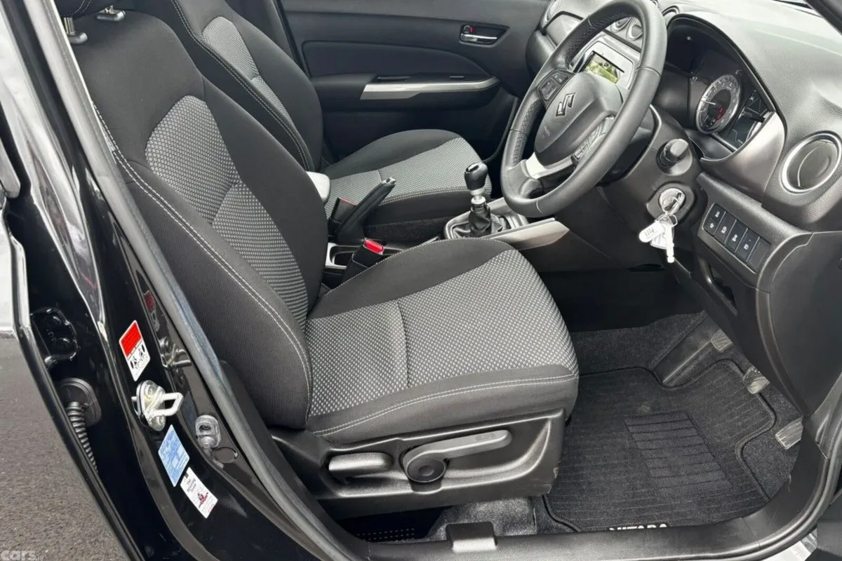 Suzuki Vitara SUV, Petrol, 2023, Black