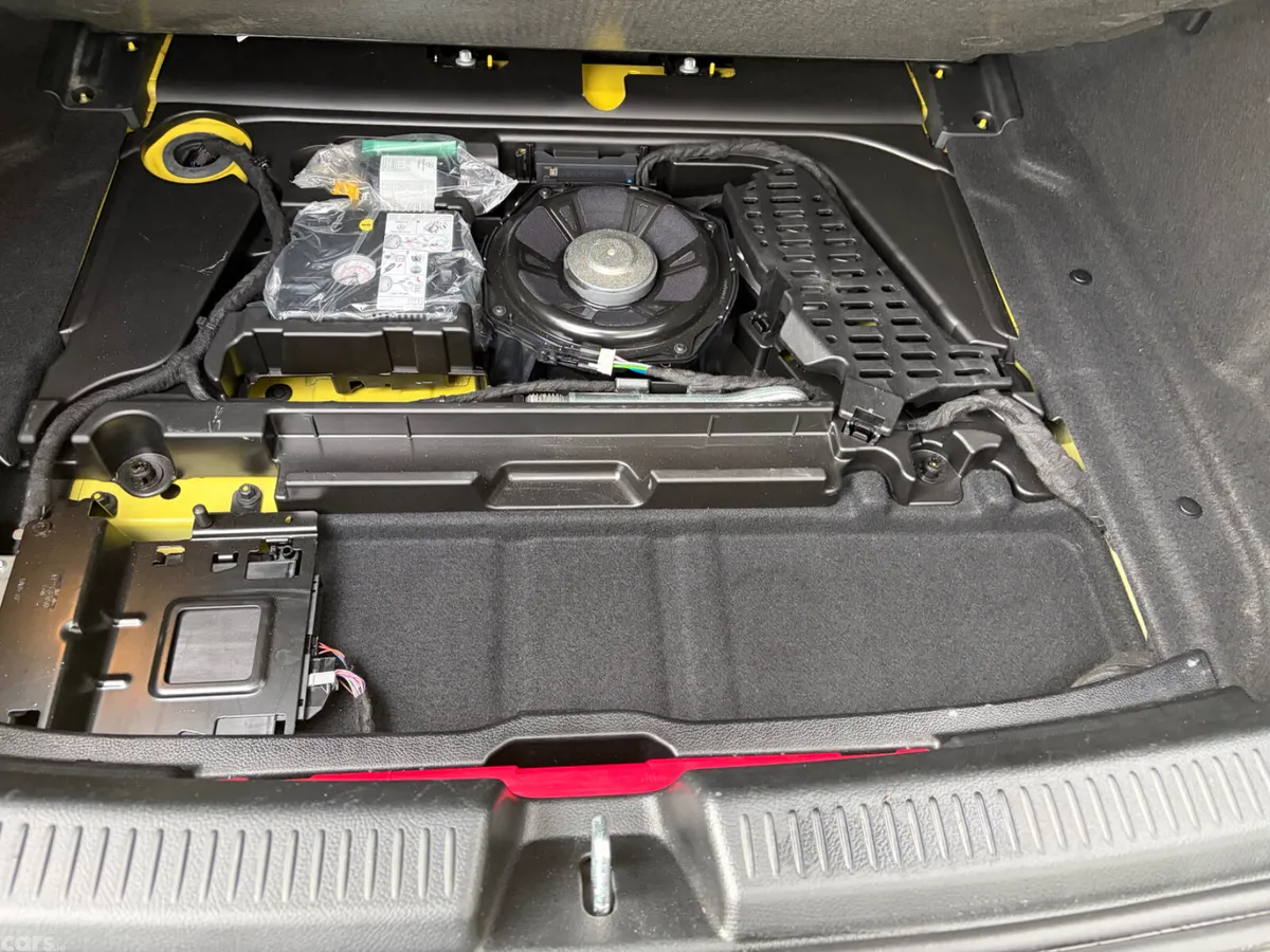 Mercedes-Benz A-Class Hatchback, Petrol, 2019, Yellow