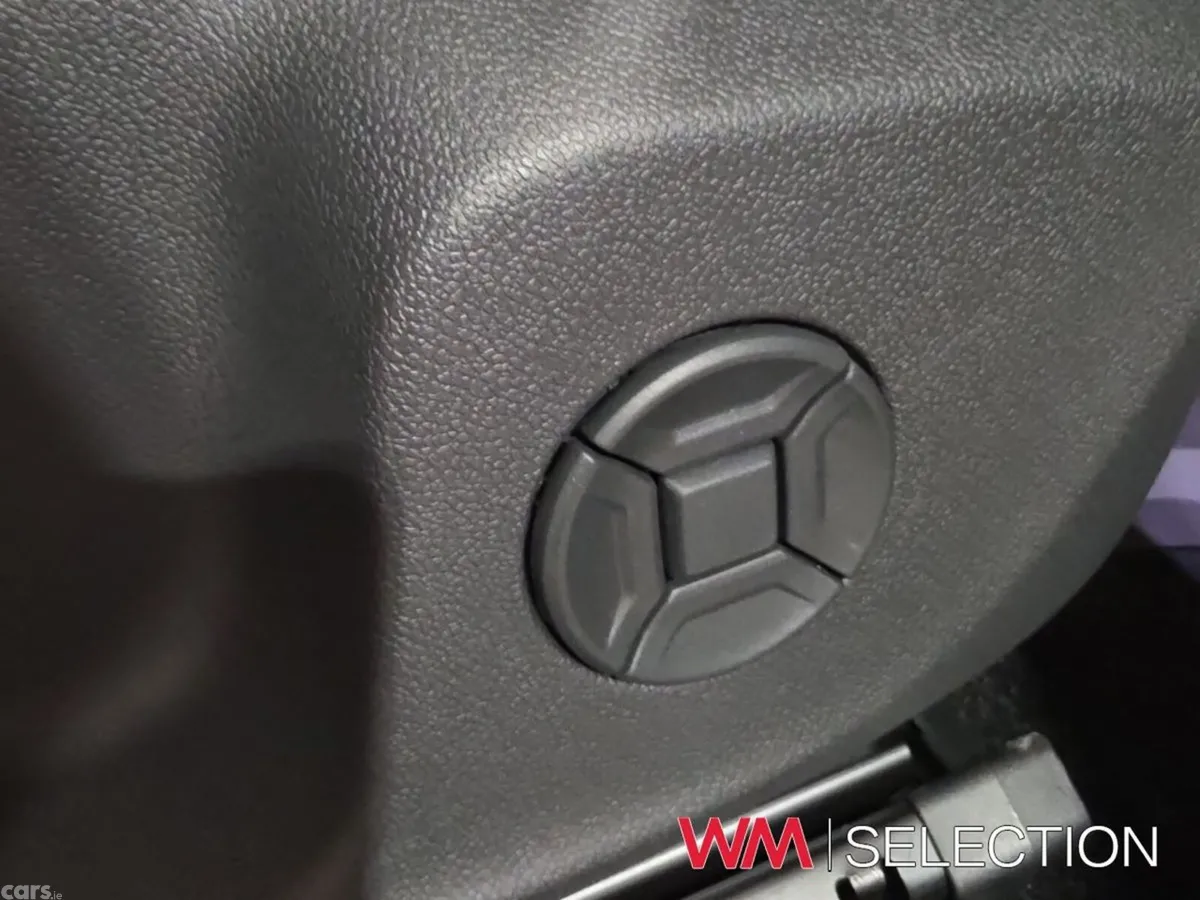 Volkswagen T-Roc SUV, Petrol, 2026, Blue