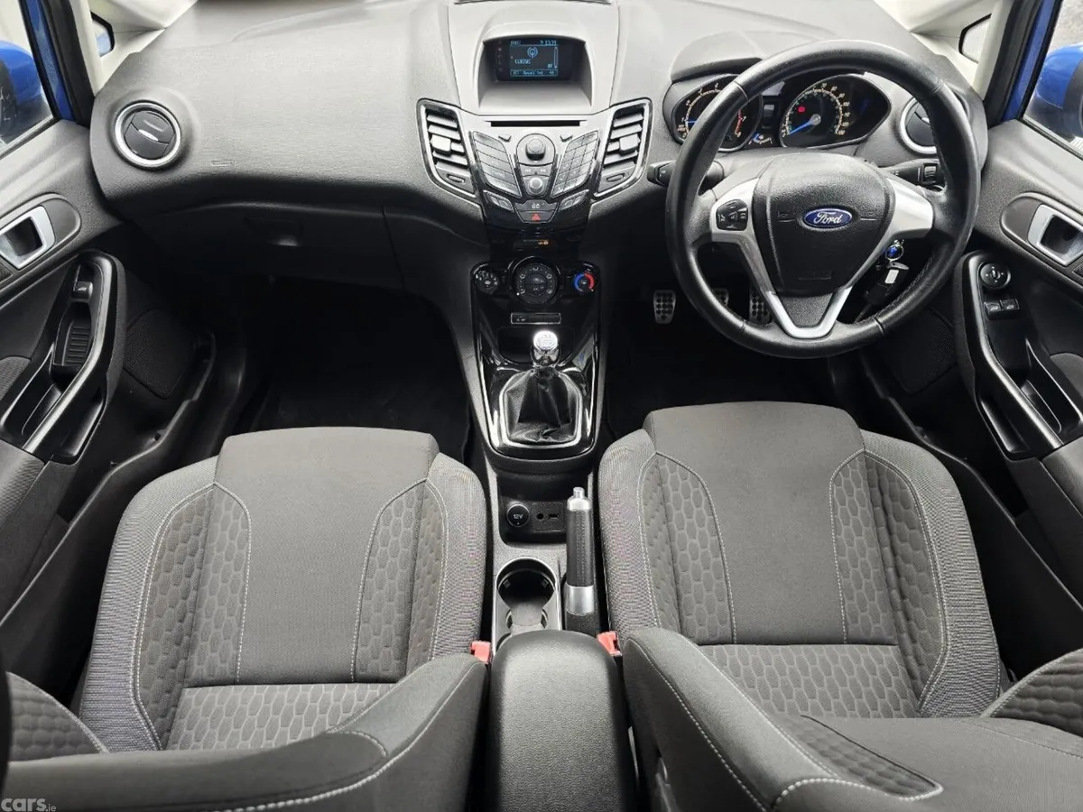 Ford Fiesta Hatchback, Petrol, 2013, Blue