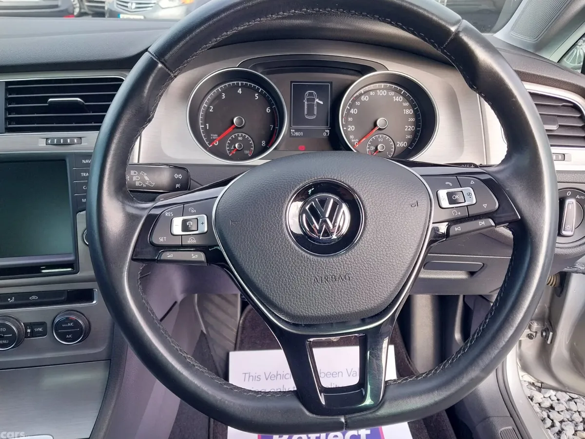 Volkswagen Golf Hatchback, Petrol, 2017, Grey