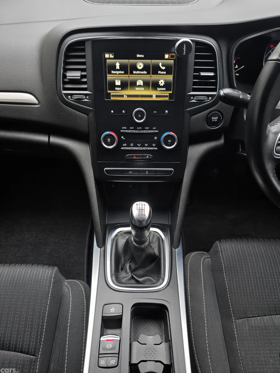 Renault Megane Hatchback, Diesel, 2019, Blue