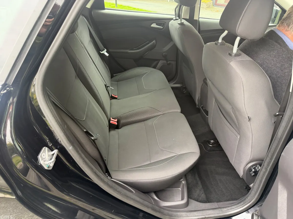 Ford Focus Hatchback, Diesel, 2017, Black