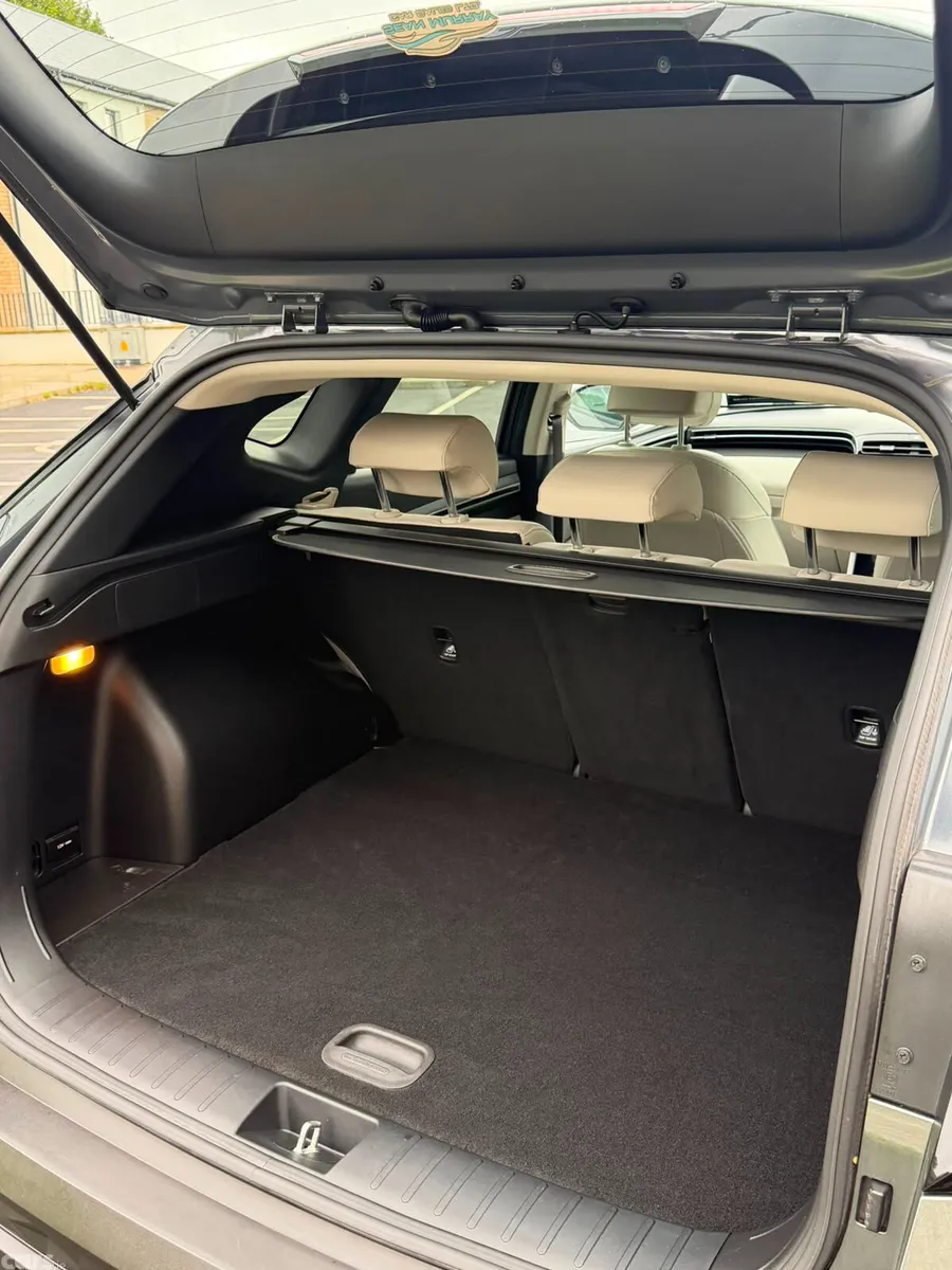 Hyundai Tucson SUV, Diesel, 2024, Grey