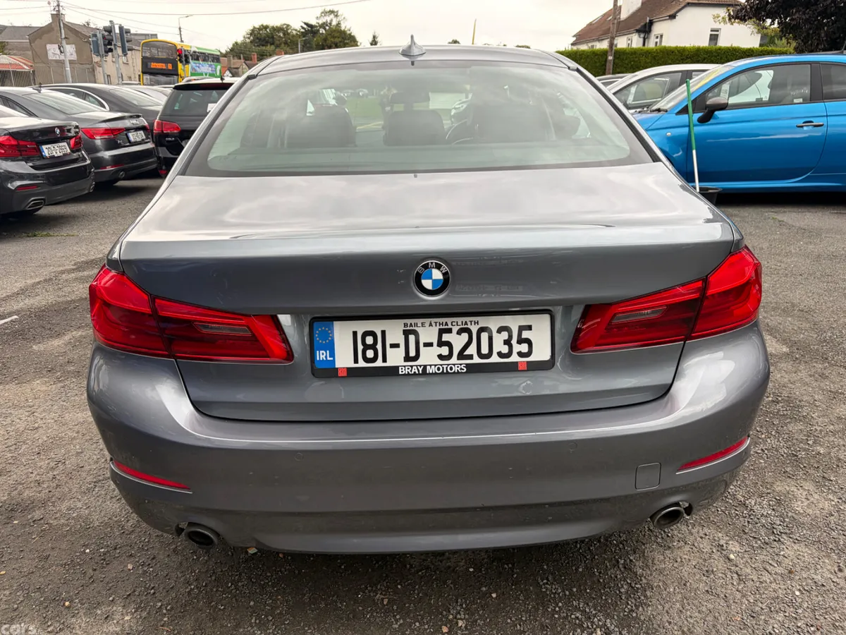 BMW 5-Series Saloon, Petrol Plug-in Hybrid, 2018, Blue