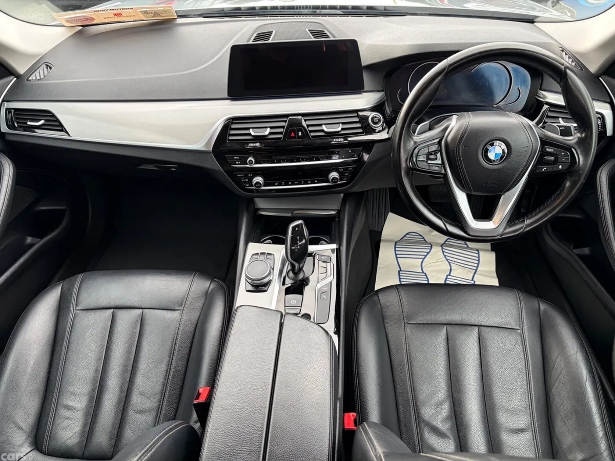 BMW 5-Series Saloon, Petrol Plug-in Hybrid, 2018, Blue