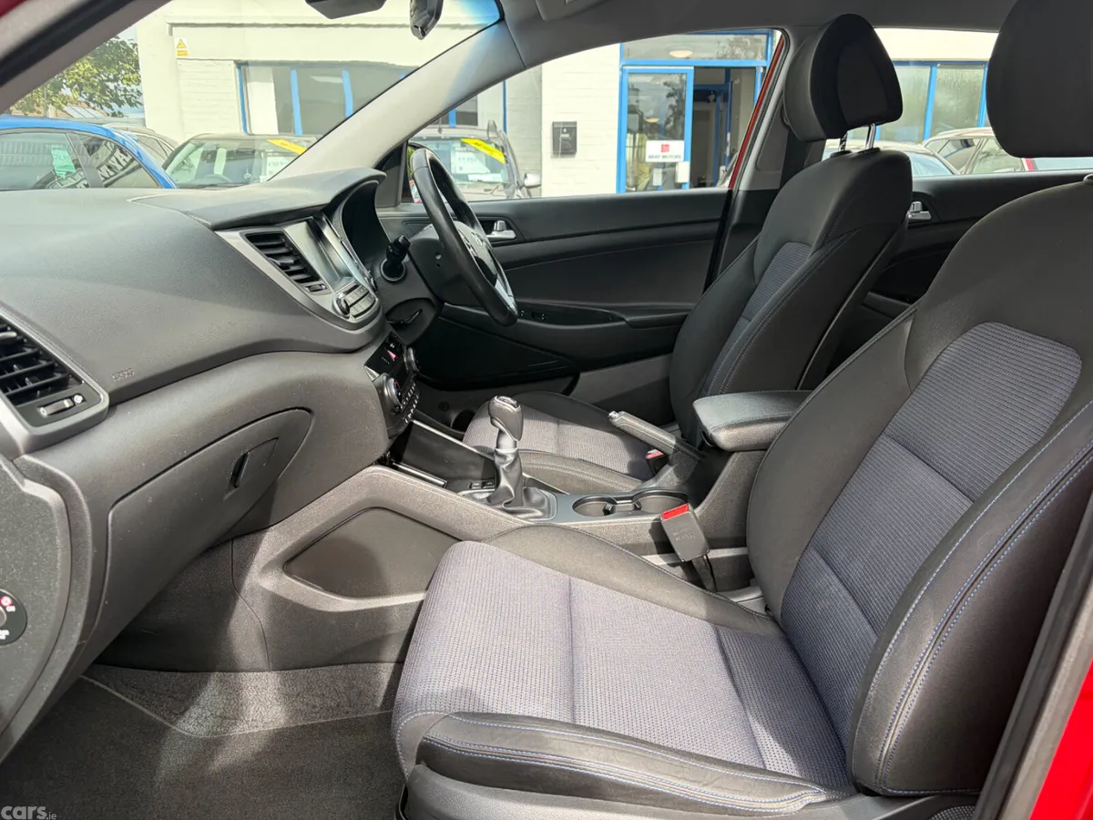 Hyundai Tucson SUV, Diesel, 2017, Red