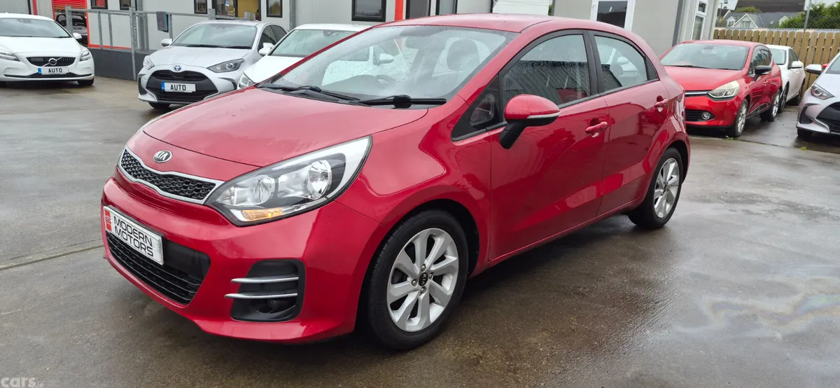 Kia Rio Hatchback, Petrol, 2016, Red