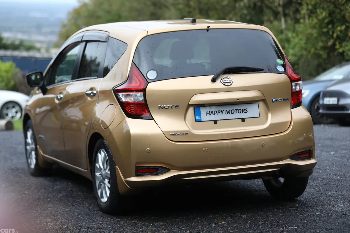 Nissan Note MPV, Petrol Hybrid, 2017, Gold