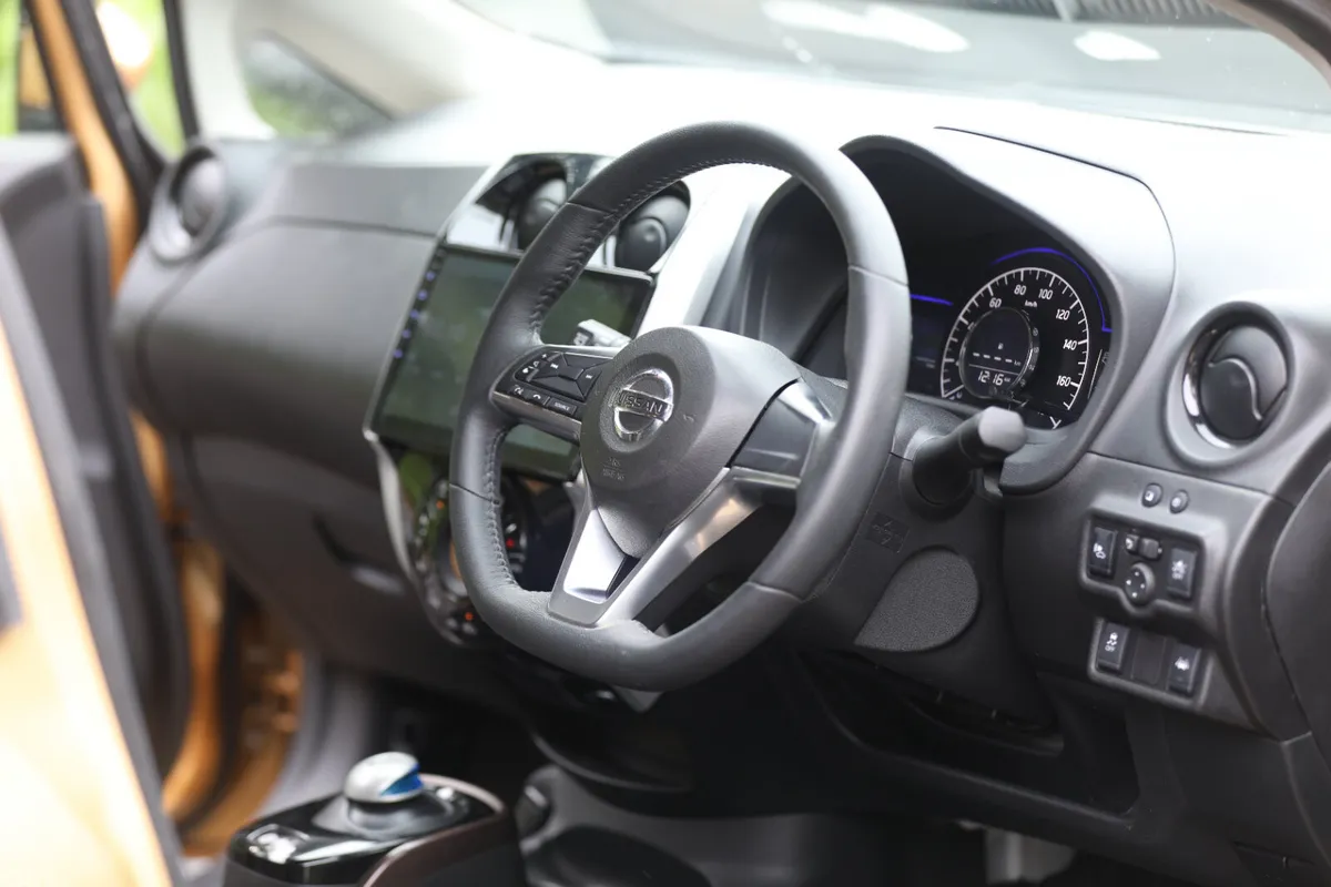 Nissan Note MPV, Petrol Hybrid, 2017, Gold