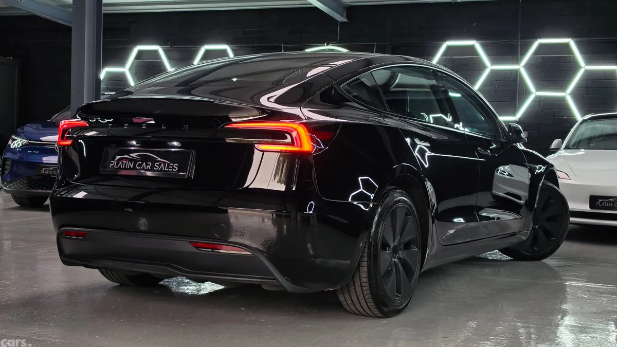 Tesla Model 3 Saloon, Electric, 2024, Black